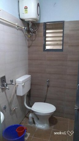 The Alp Hotel - Photo4