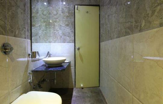 Dwarka Hotel - Photo4