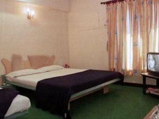 Rahi Plaza Hotel - Photo4