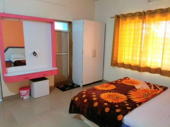 S R Inn 8 Bhk Villa - Photo3