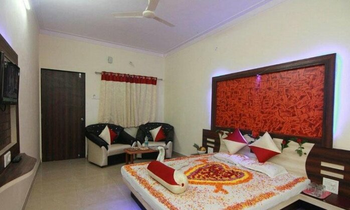 Shivneri Motel - Photo3
