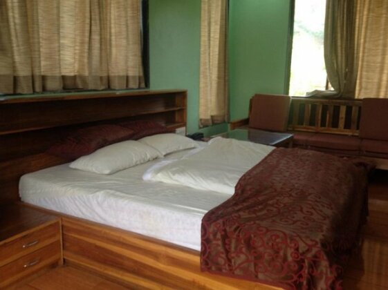 Kuber's Kamath Residency - Photo4