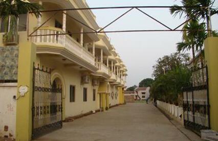 Hotel RK Palace - Photo3