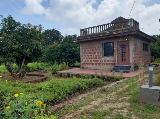 Aranya Kutir Resort - Photo4