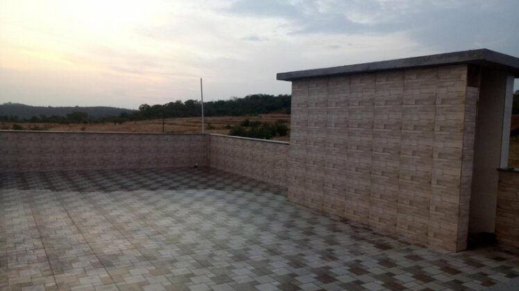 Rashmi Woods Hotel & Resort - Photo3