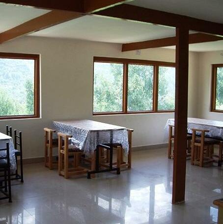 Corporates Orchard Park - Photo5