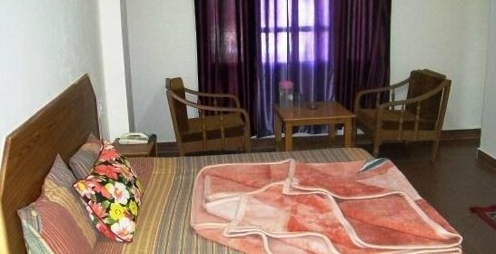 Guru Chaya Cottage - Photo2