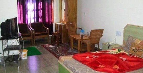 Guru Chaya Cottage - Photo3