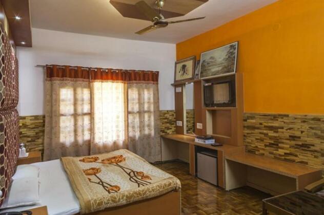 Hilltone Resorts - Photo4