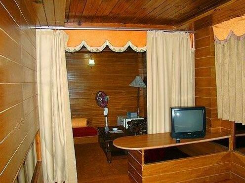 Hotel Chandermukhi Manali - Photo5