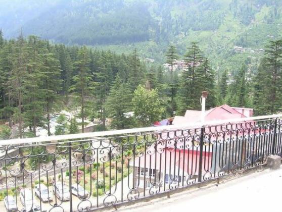 Hotel Hema Holiday Home - Photo3