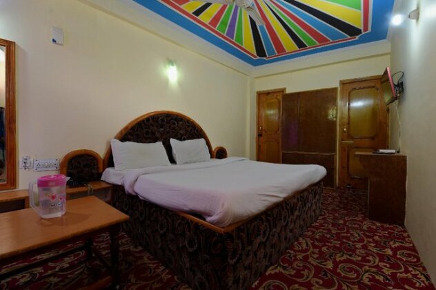 Hotel Hillanss - Photo4