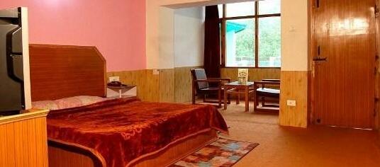 Hotel Hilltop Manali - Photo4