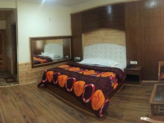 Hotel Himalayan Stay Manali - Photo4