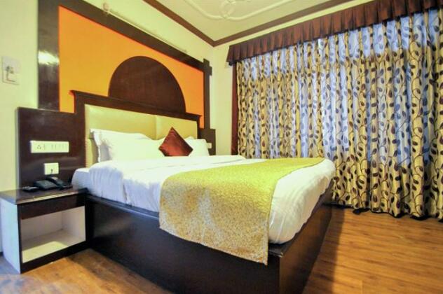 Hotel Himgiri Manali - Photo2