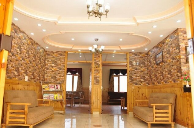 Hotel King's Land - Photo2