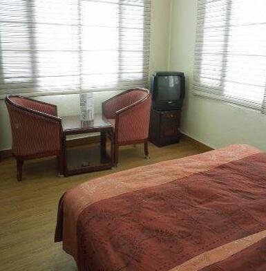 Hotel Nandini Palace - Photo4