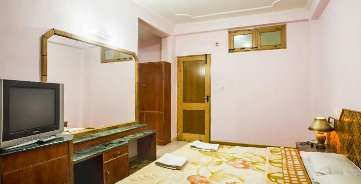 Hotel Satkar Residency - Photo4