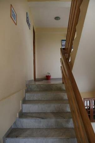 Malis Apple Lodge - Photo4
