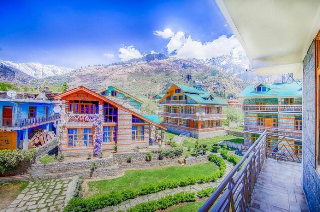 Mountain-View 1BR Abode in Manali