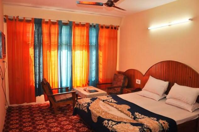 Natraj Hotel - Photo2