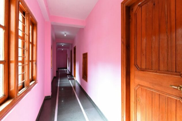 OYO 13947 Tourist Nest - Photo3