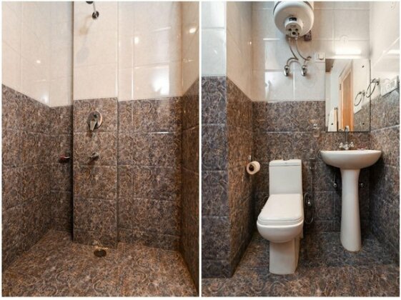 OYO 15699 Hotel Conifer - Photo3