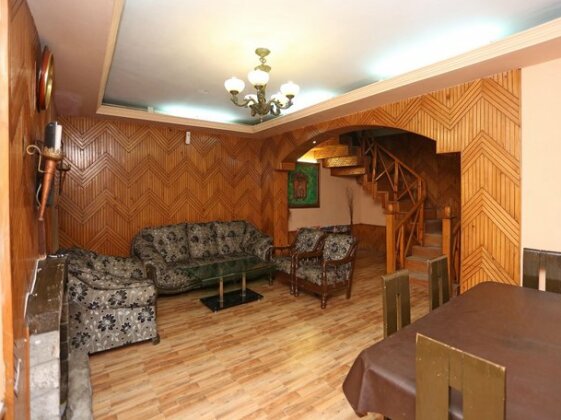 OYO 9392 Villa Riverine - Photo3