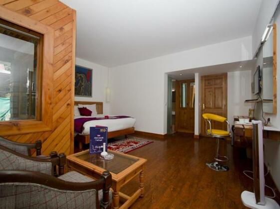 OYO Premium Circuit House Road Manali - Photo4