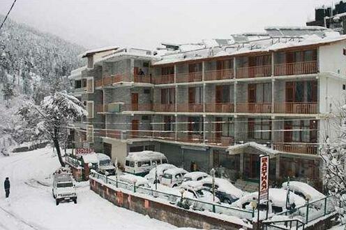 Sarthak Resorts - Photo2