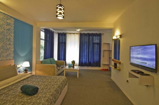 Sashas Hotel - Photo4