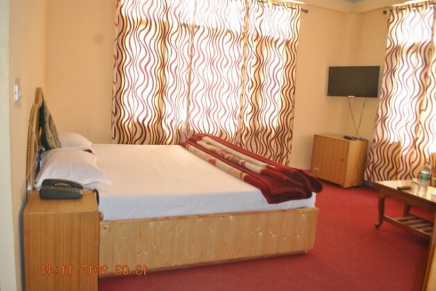 Suraj Inn - Photo4