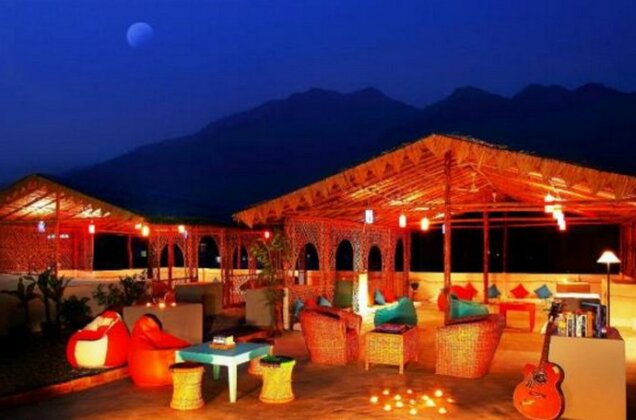 The Allure Grand Resort - Photo2