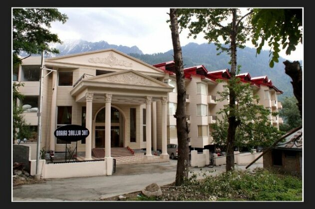 The Allure Grand Resort - Photo4