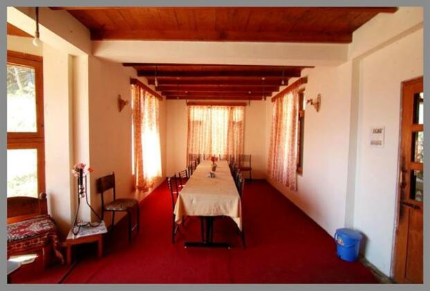 The Pine Palace - Photo4