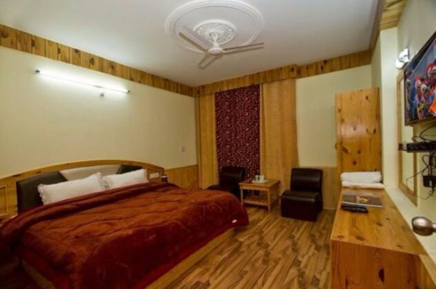 The Solitaire Hotel - Photo4