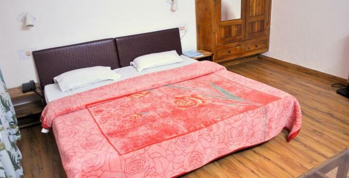 Tourist Hotel Manali - Photo2
