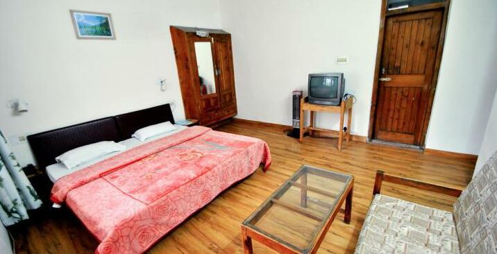 Tourist Hotel Manali - Photo3
