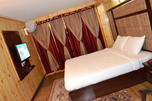 Woodrock Hotel - Photo5