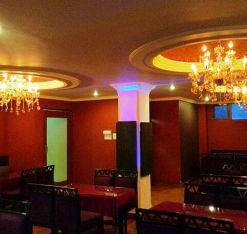 The Regent Palms Hotel - Photo2