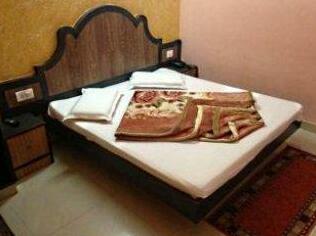 Hotel Arya Mandla - Photo3