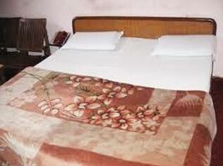 Hotel Arya Mandla - Photo4