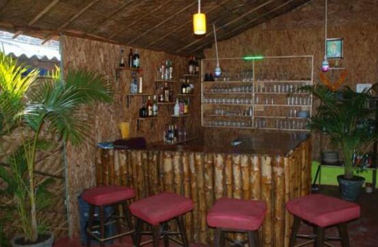 Molly's Nest - Photo5