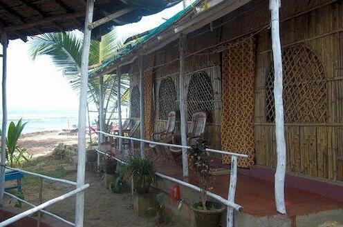 Sea View Beach Resort - Photo3