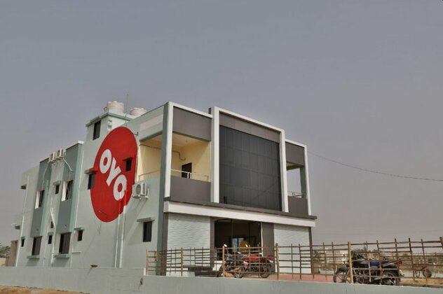 OYO 37298 Hotel Ocean