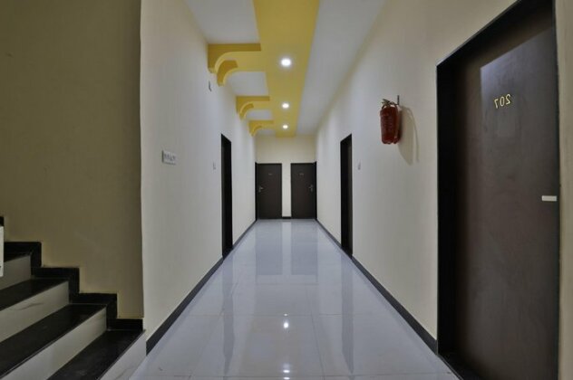 OYO 37298 Hotel Ocean - Photo4