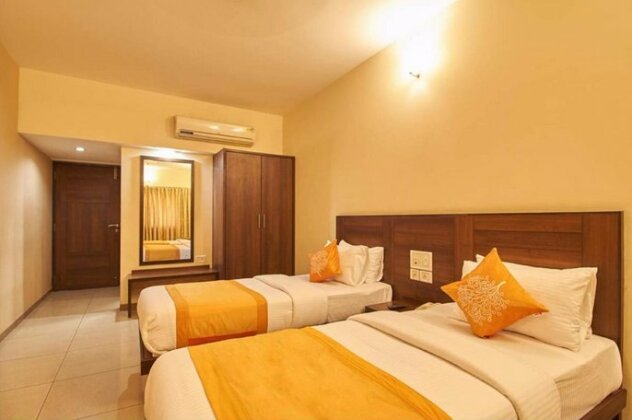 Hotel Suman Residency - Photo2