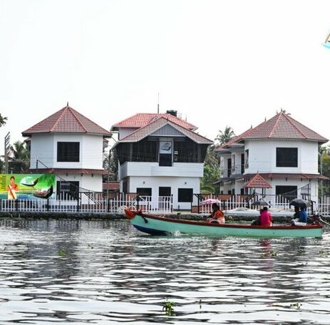 Kerala backwaters staying haats - Photo4