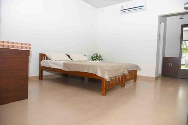 Pamba Inn - Photo2