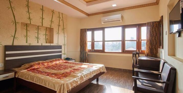 Hotel La Flor - Photo2